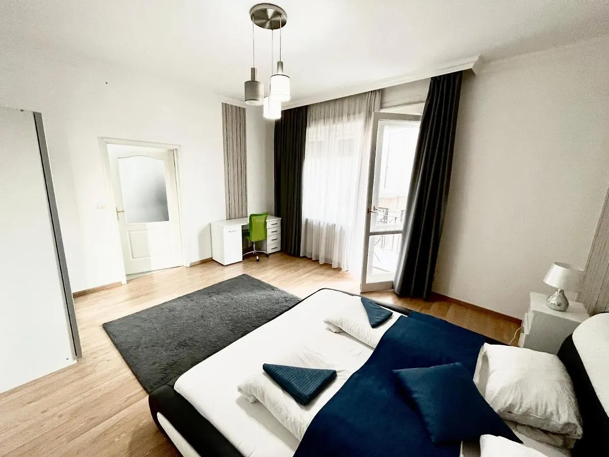Fashionstreet Corso Apartment Budapest 0*,