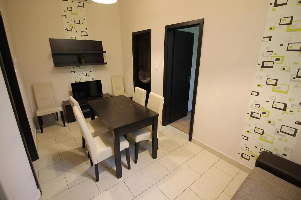 Fashionstreet Corso Apartment Budapest