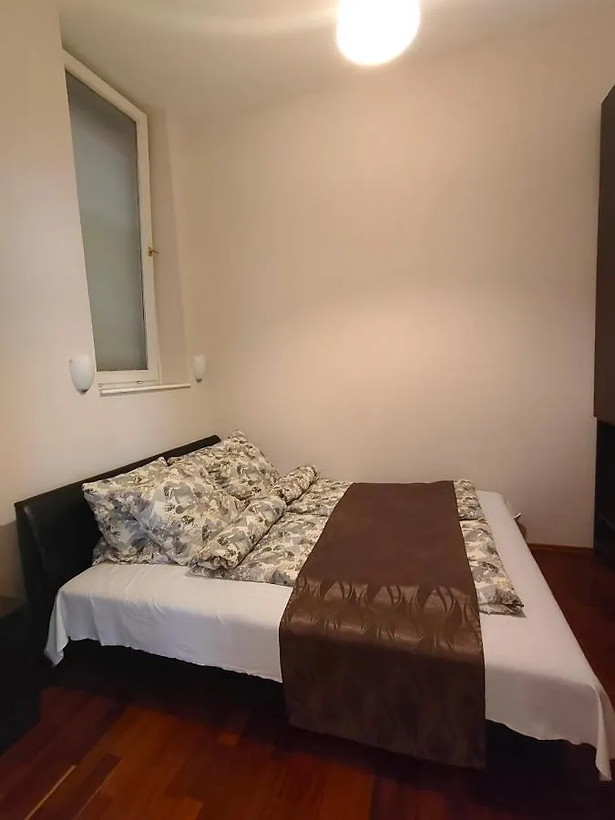 בודפשט Fashionstreet Corso Apartment 0*,  הונגריה
