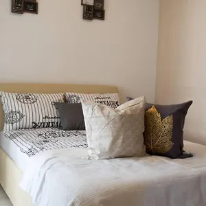 https://apartman-sany-u-crikvenici-s-bazenom.primorje-gorskikotar.com