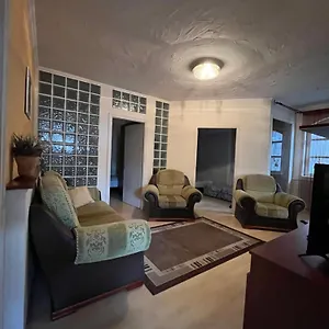 Tocc Apartman