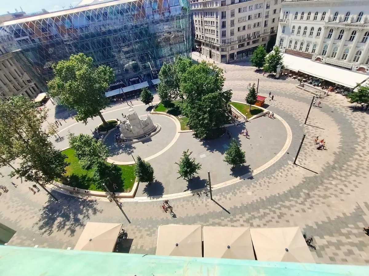 Fashionstreet Corso Apartment Budapest