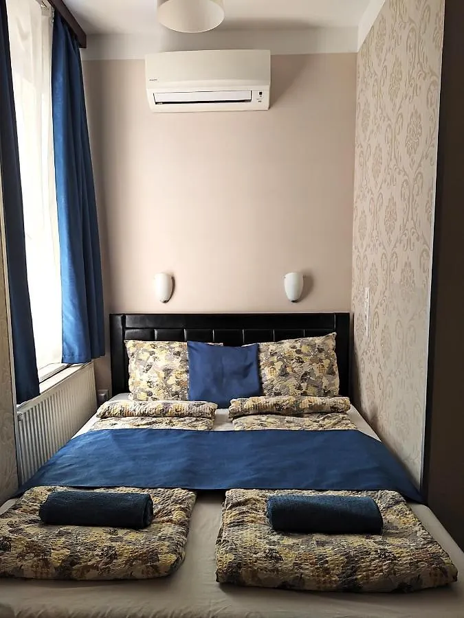 Fashionstreet Corso Apartment Budapest