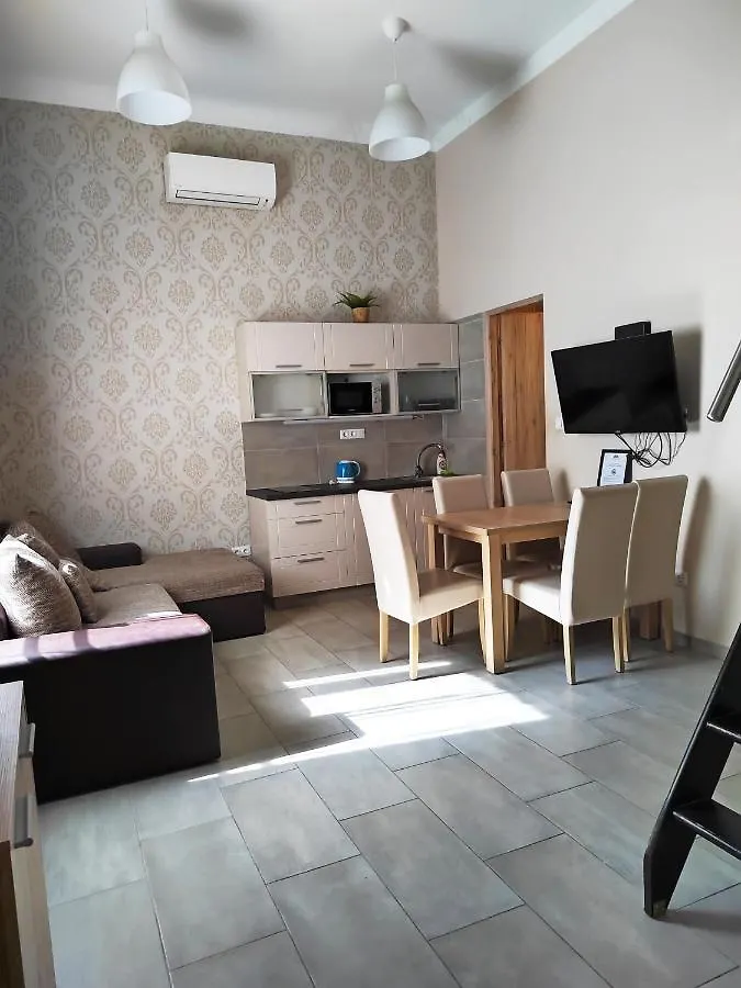 Fashionstreet Corso Apartment Budapest